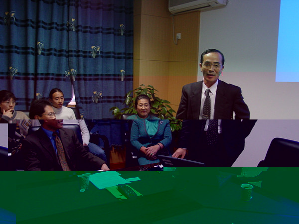 Japanese professor Kobuki visiting lectures