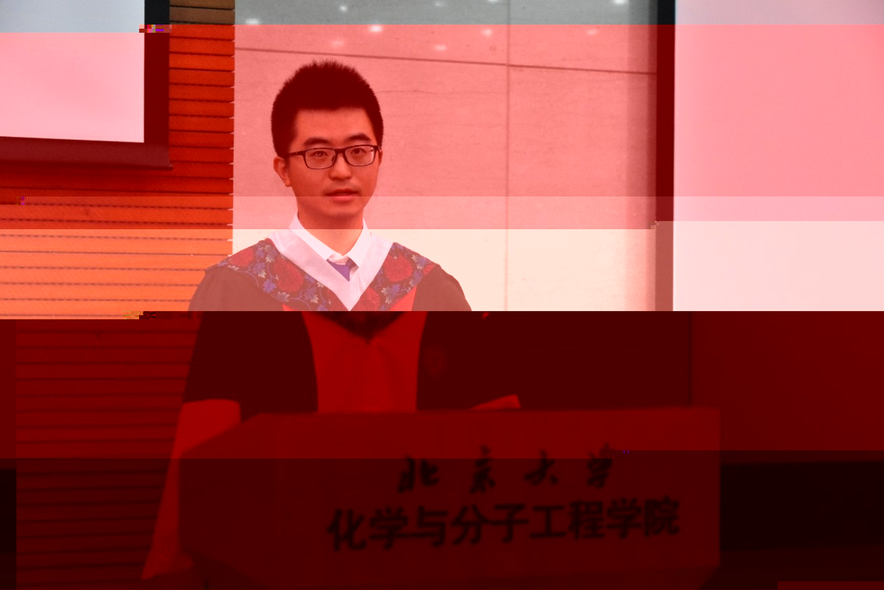 E:\照片\【20190628】學院畢業典禮現場\DSC_1968.JPG